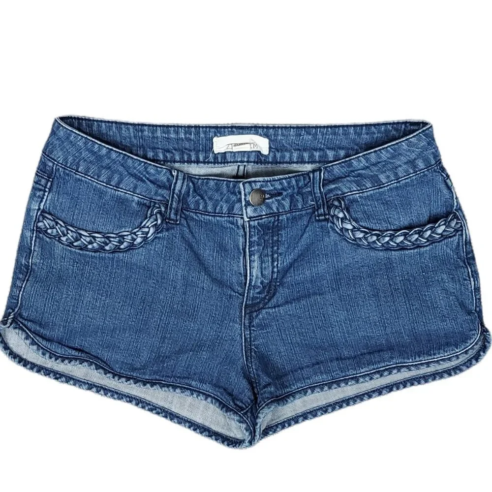 2.1 DENIM SHORT SHORTS WITH BRAIDED DETAIL POCKETS (29) - Picture 2 of 10